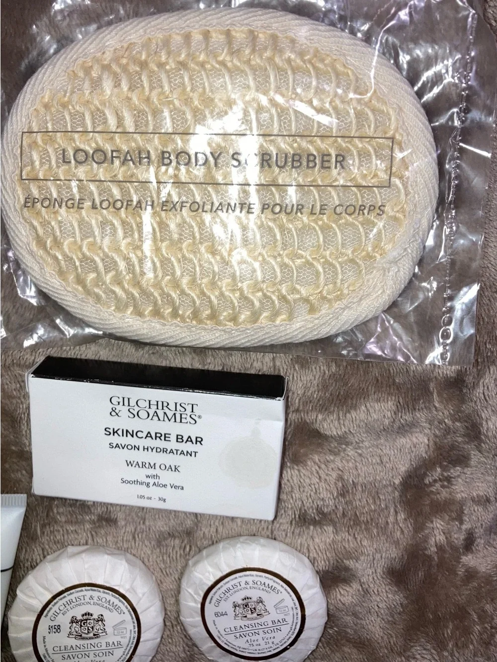 10 Piece Gilchrist & Soames Hotel Travel Size Toiletry Set